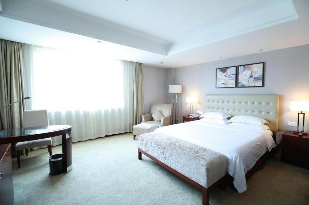 Maison New Century Hotel Ningbo Esterno foto